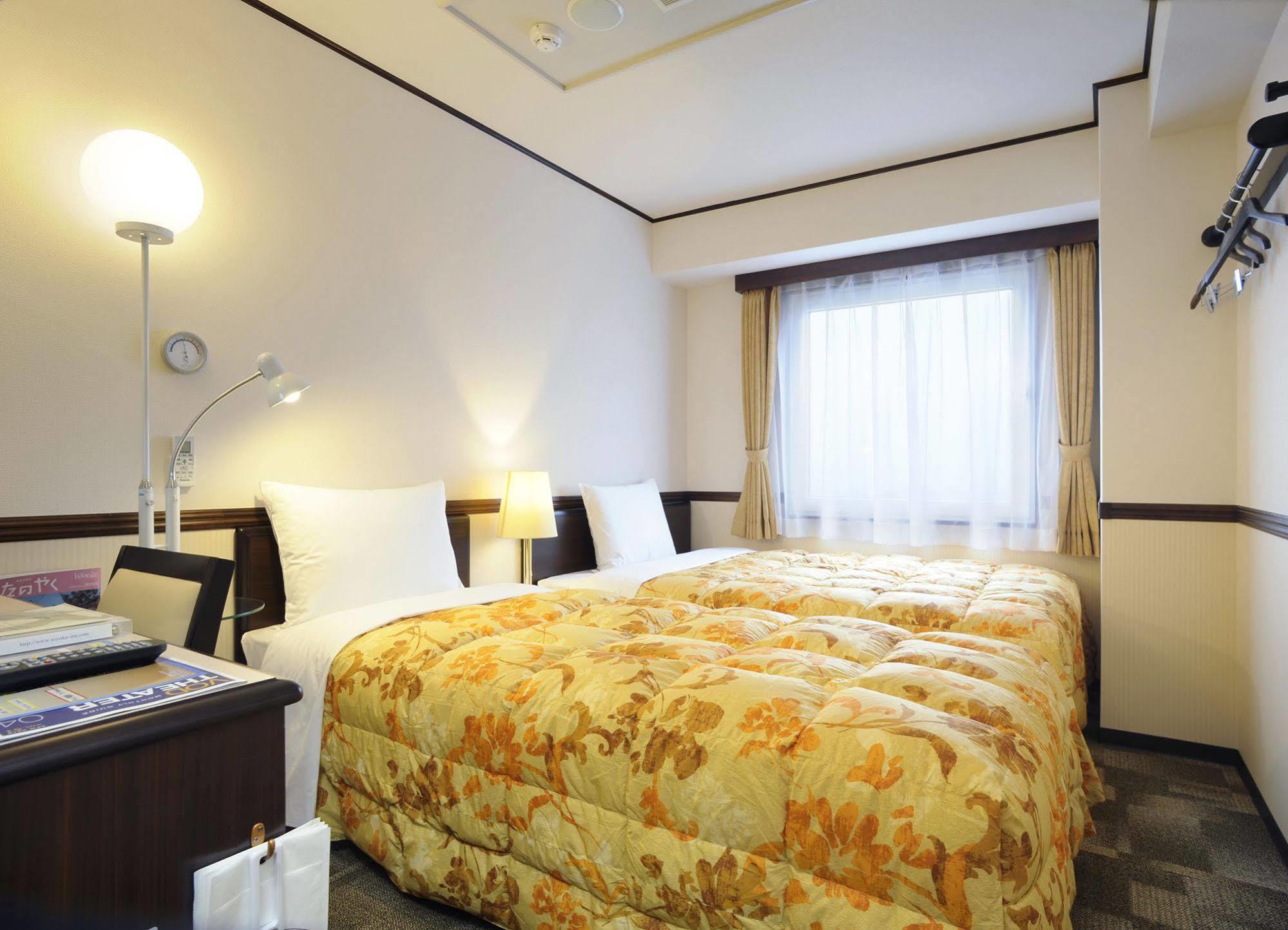 Toyoko Inn Ichinoseki Ekimae Екстериор снимка